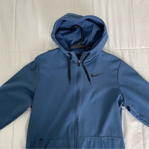 Men’s Nike Therma Zip Up hoodie (Men’s Size M)
